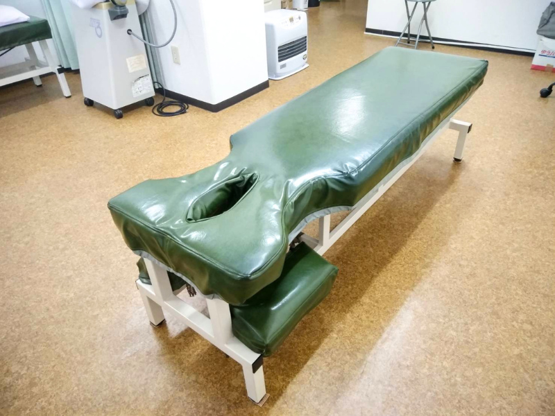 MATSUDO腰痛肩こりケアセンター施術室